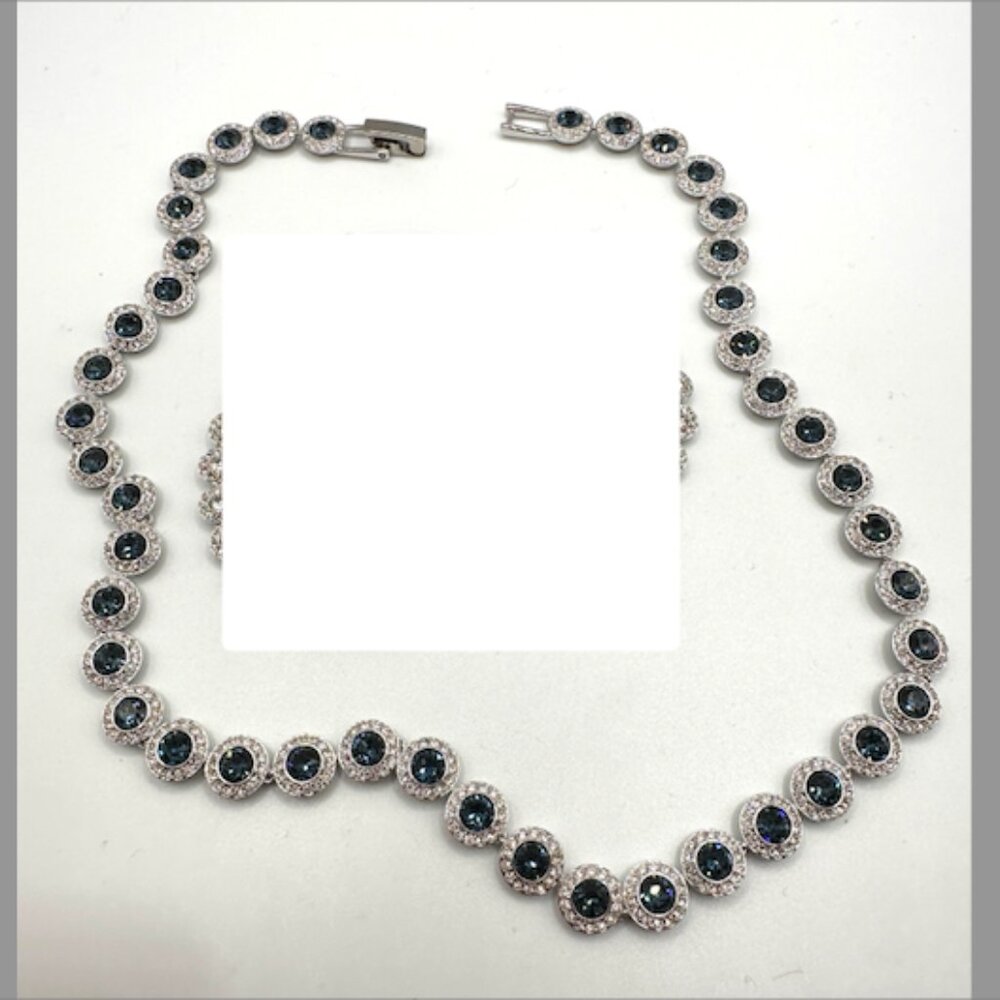 Swarovski  Una Angelic tennis necklace